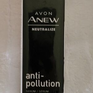 Avon Anew Neutralize Anti-Pollution Serum in black
